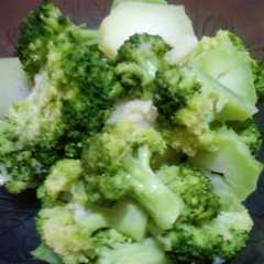 Tumis brokoli simple রেসিপির প্রধান ছবি