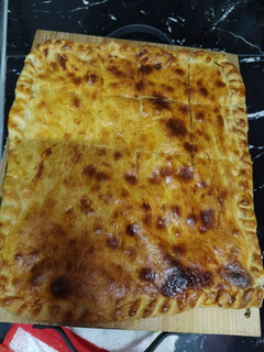 Una foto de Torta de fiambre facilísima