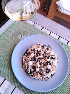 Una foto de Ensalada marina de arroz