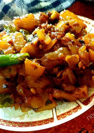 लसुनी कददू (lehsuni kaddu recipe in Hindi) रेसिपी मुख्य फोटो