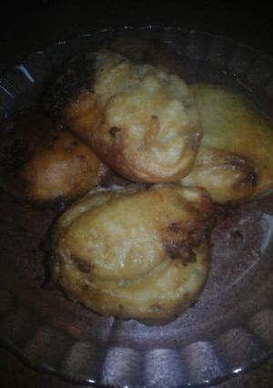 Una foto de Buñuelos salados con queso fresco