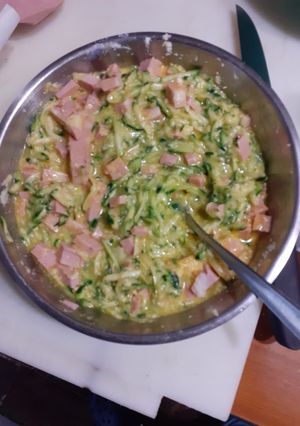 Foto di Torta di zucchine con variante mortadella (prosciutto finito)