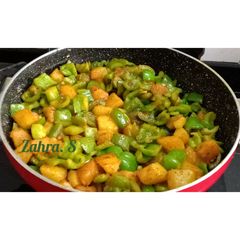 A picture of Aaloo shimla mirch sabzi.