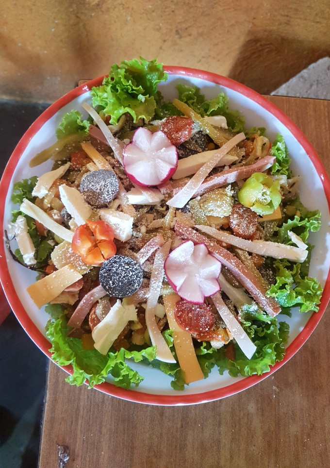 Una foto de Fiambre Guatemalteco