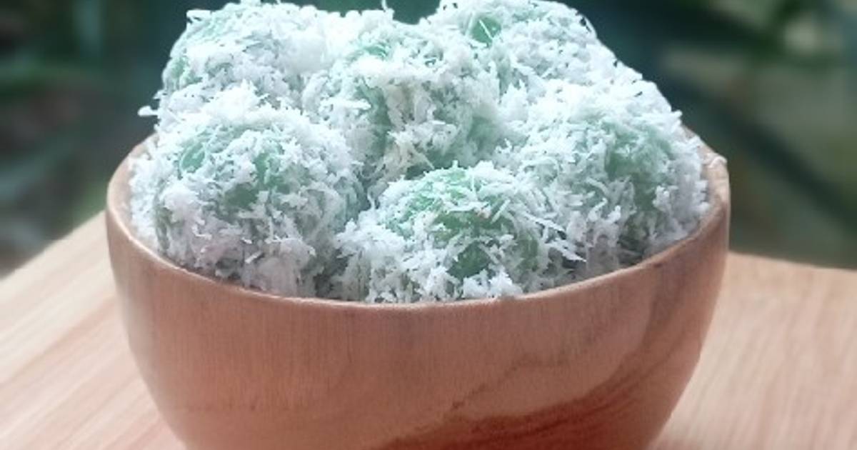 Resep 163. Klepon Ala Chef Devina Hermawan Oleh Maya Qomkriah - Cookpad