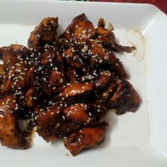 A picture of Teriyaki chicken.