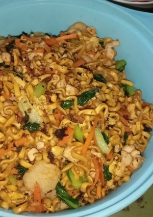 Foto resep Mie goreng ultah ala me