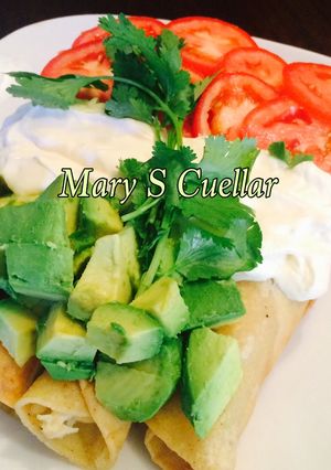 Una foto de Flautas Mexicanas🇲🇽🇲🇽 Receta-Mary S Cuellar🍴🍴
