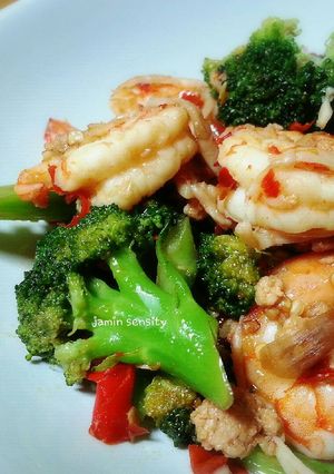 รูปของ บล็อคโครี่ผัดกุ้ง