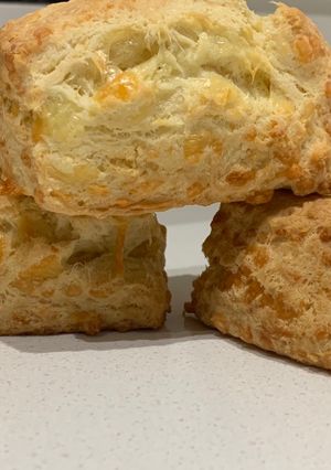 Una foto de Scons de queso 🧀