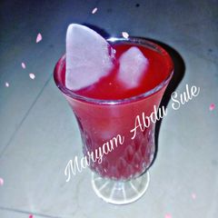 A picture of Red Lemonade.