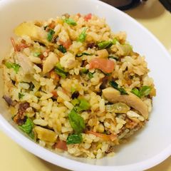 Leftover Makeovers: Tomato Curry Fried Rice A picture of Leftover Makeovers: Tomato Curry Fried Rice.