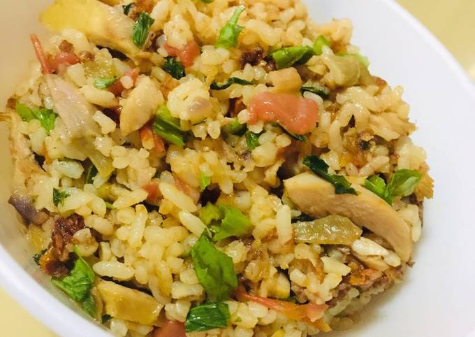 Step-by-Step Guide to Prepare Award-winning Leftover Makeovers: Tomato Curry Fried Rice