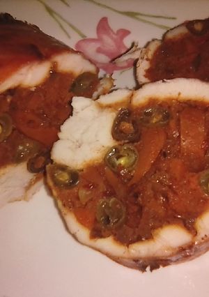 Una foto de Rollo de pechuga al vino tinto