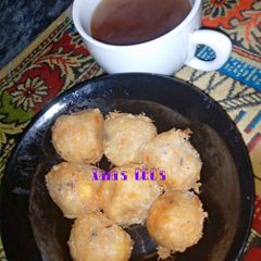 A picture of Yam-sweet potato Balls.