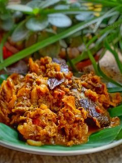 মাছের মাথা দিয়ে বাঁধাকপির ঘন্ট (macher matha diye bandhakopir ghonto recipe in Bengali) রেসিপির প্রধান ছবি