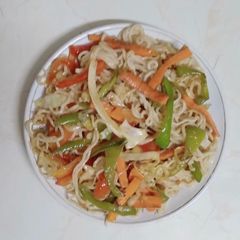 A picture of Veg Jain Atta Noodles.