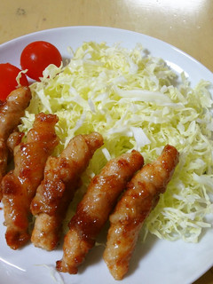 A picture of Rolled Ginger Pork Slices for Bento.