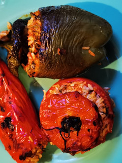 Φωτογραφία της συνταγής Γεμιστά "ορφανά" 🤔🍅🌶️🥦