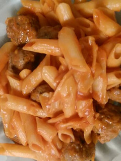 Una foto de Macarrones con albondigas de ternera caseras Sin Gluten