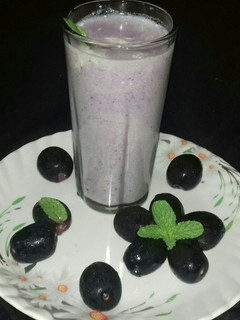A picture of Blueberry smoothie.