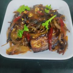A picture of Soy Limang Terung (Eggplant with Soya and lemon).