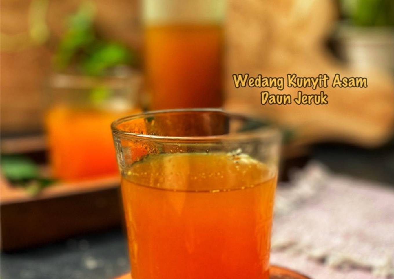 Resep Wedang Kunyit Asam Daun Jeruk, Lezat Sekali