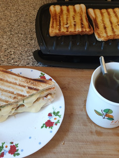 A picture of Bread omelette.