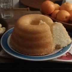 Una foto de Budín de limón economico