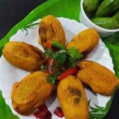 A picture of Pointed Gourd Chop.