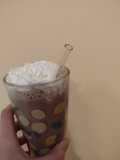 Shake bananowy z bitą śmietaną