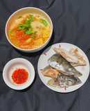 Canh Chua Măng Nấu Đầu Cá Hồi