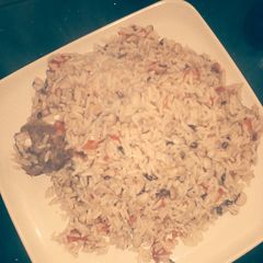 A picture of Rice/beans jollof.