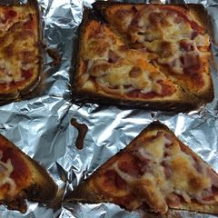 A picture of Easy pizza.