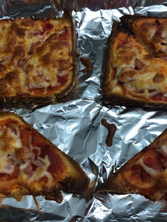 A picture of Easy pizza.