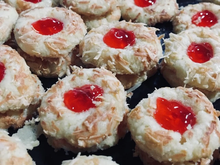 Easy Steps Make Recipes Strawberry Thumbprint Cookies the Delicious Really Delicious.