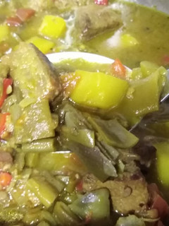 Una foto de Ragú de ternera con alcachofas