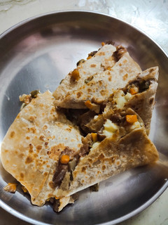 மெக்சிகன் கேசடில்லா(Mexican quesadilla recipe in tamil) செய்முறை முக்கிய புகைப்படம்