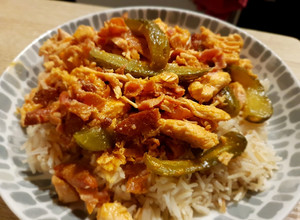 Hentes tokány csirkemellből recept fotója