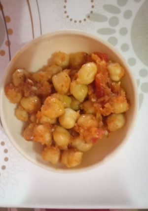 A picture of Chana masala.
