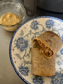 Una foto de Cheeseburger burrito 🌯 🧀 🍖