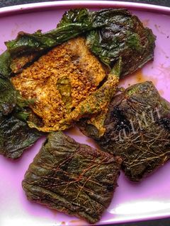 লাউ পাতায় রুই পাতুরি(lau patay rui paturi recipe in Bengali) রেসিপির প্রধান ছবি
