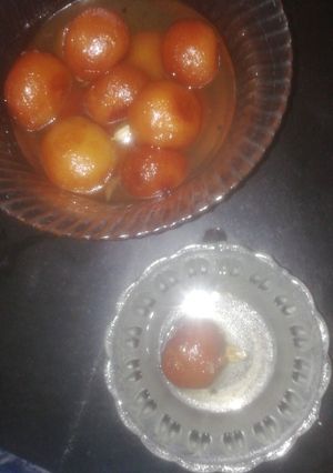 A picture of Milk powder gulab jamun.