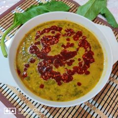 A picture of Dal palak.
