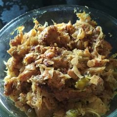 A picture of Cabbage Potatoes stir fry.