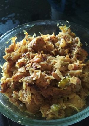 A picture of Cabbage Potatoes stir fry.