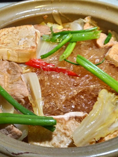 白菜豆腐肉片粉絲煲 的食譜成品照片