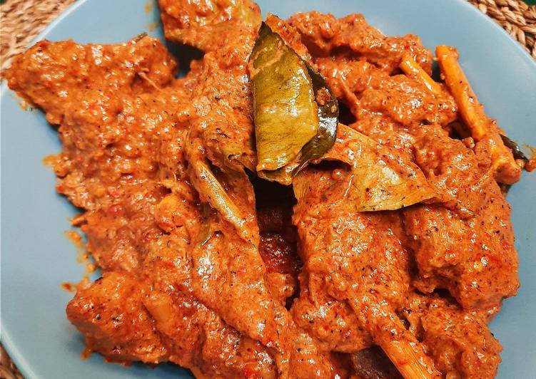 Langkah Mudah untuk mengolah Rendang Daging Sapi Enak &amp; Empuk yang Lezat Sekali