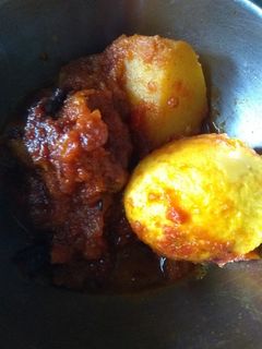 ডিমের কারি(Dimer curry recipe in Bengali) রেসিপির প্রধান ছবি