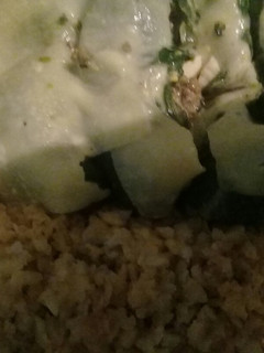 Una foto de Canelones de acelga y carne con arroz de coliflor KETO